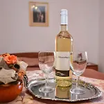Apartment Near Sea Mandre