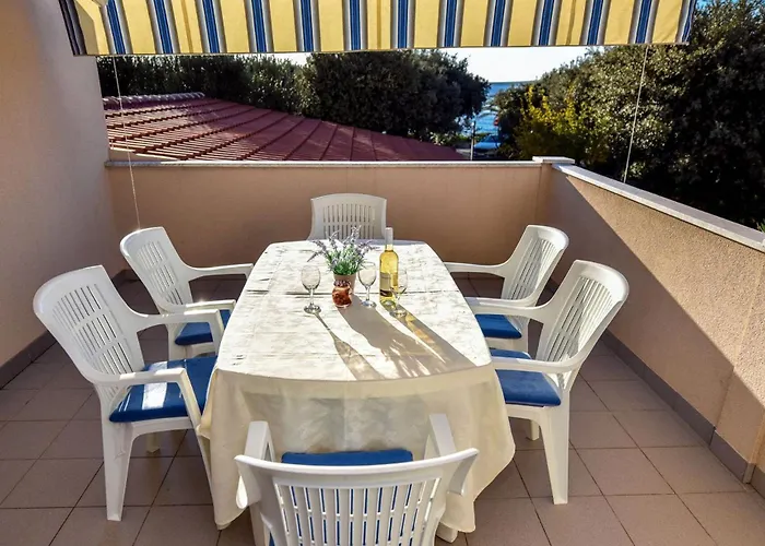 Apartman Near Sea