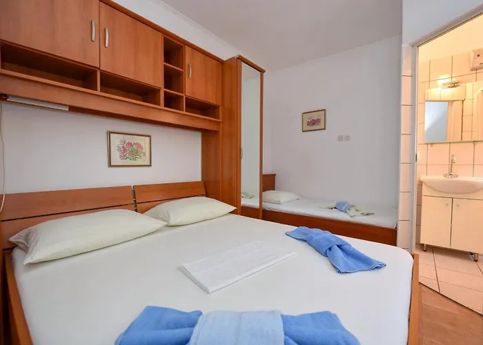 Near Sea Apartman