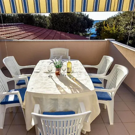 Apartman Near Sea