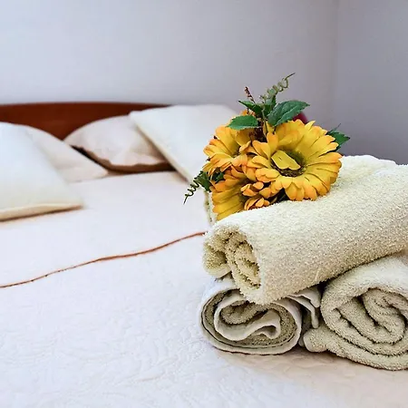 Apartman Near Sea *