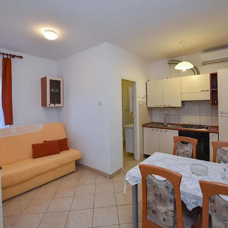 Apartman Near Sea